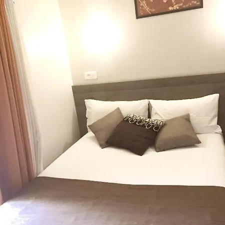 Vendome فندق آيكس أومبروفينس